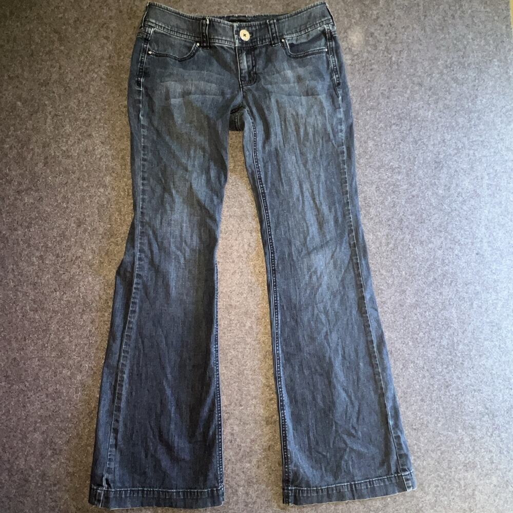 White House Black Market Noir Flare Jeans Size 4R Rhinestone Button Blue Wash